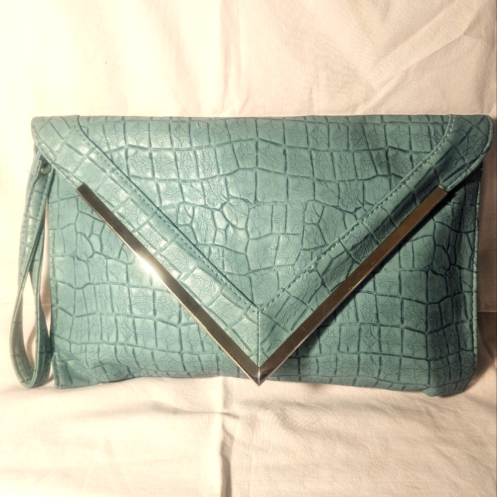 Teal Green Faux Leather Wristlet Handbag